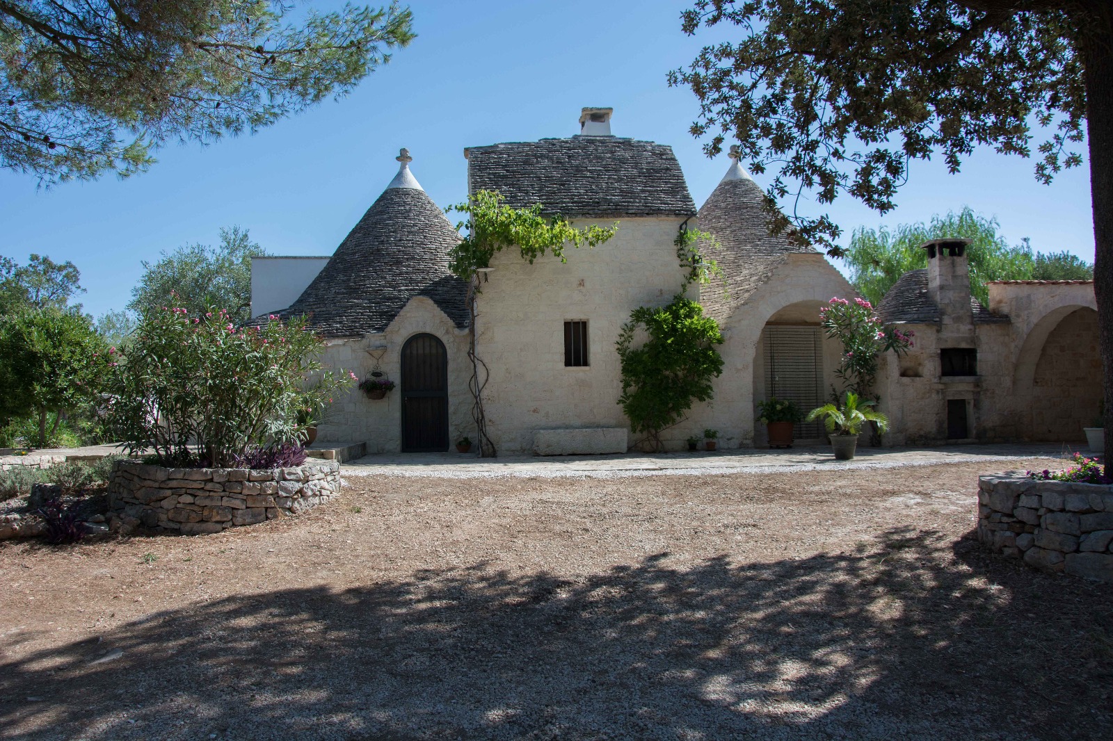 Il posto delle favole: la ristrutturazione chiavi in mano di un complesso di trulli a Martina Franca