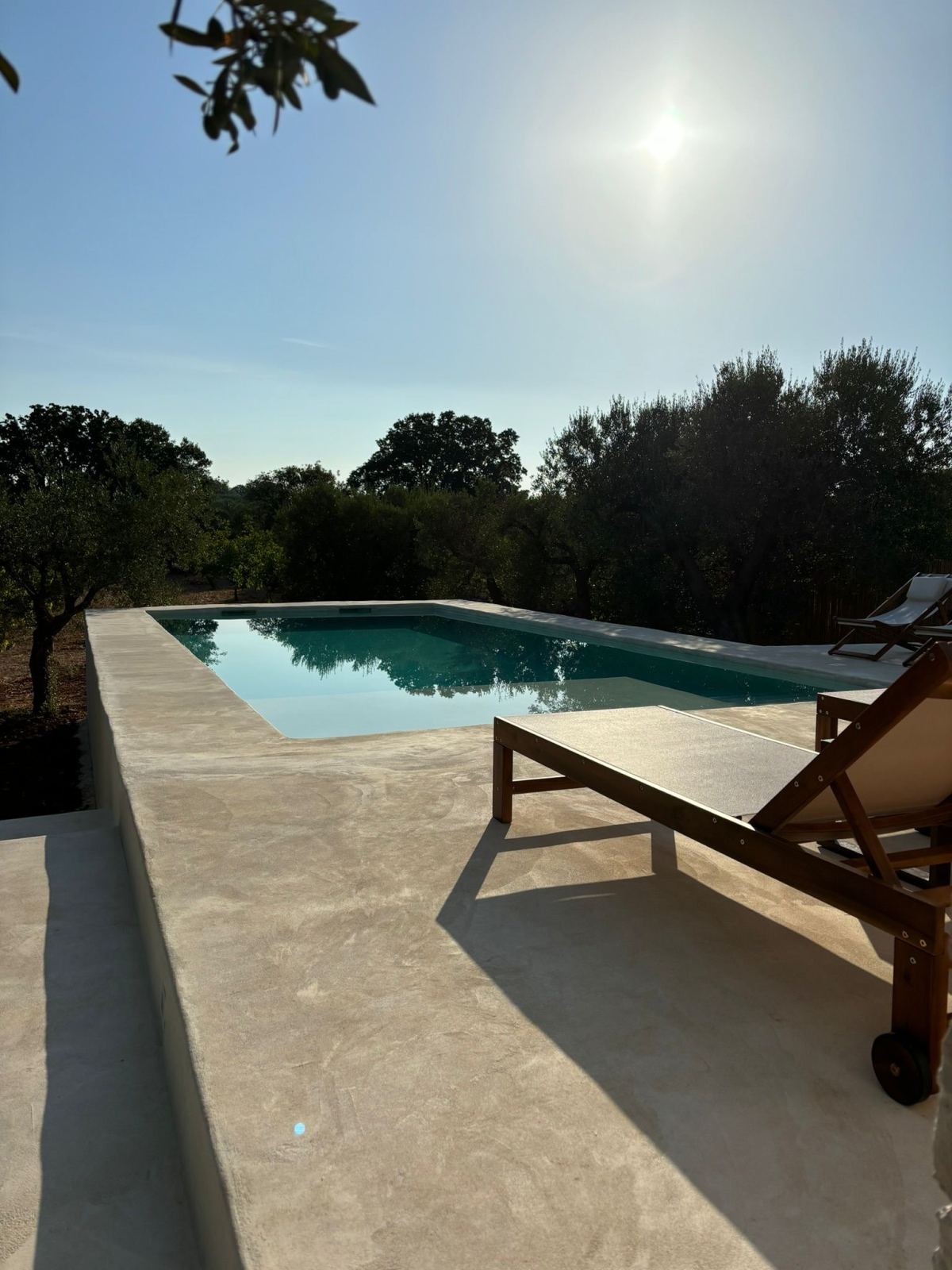 Piscine e spazi esterni: idee per valorizzare una masseria